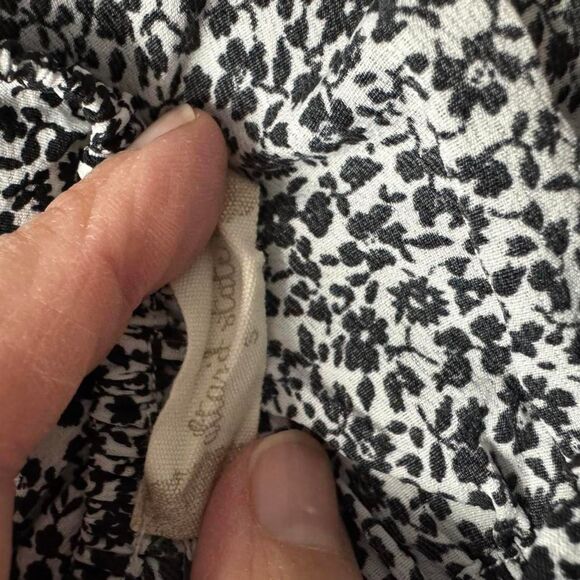 Altar'd State Women's Black White Blouse Small Tie Back Boho Romantic Cropped - Picture 5 of 8